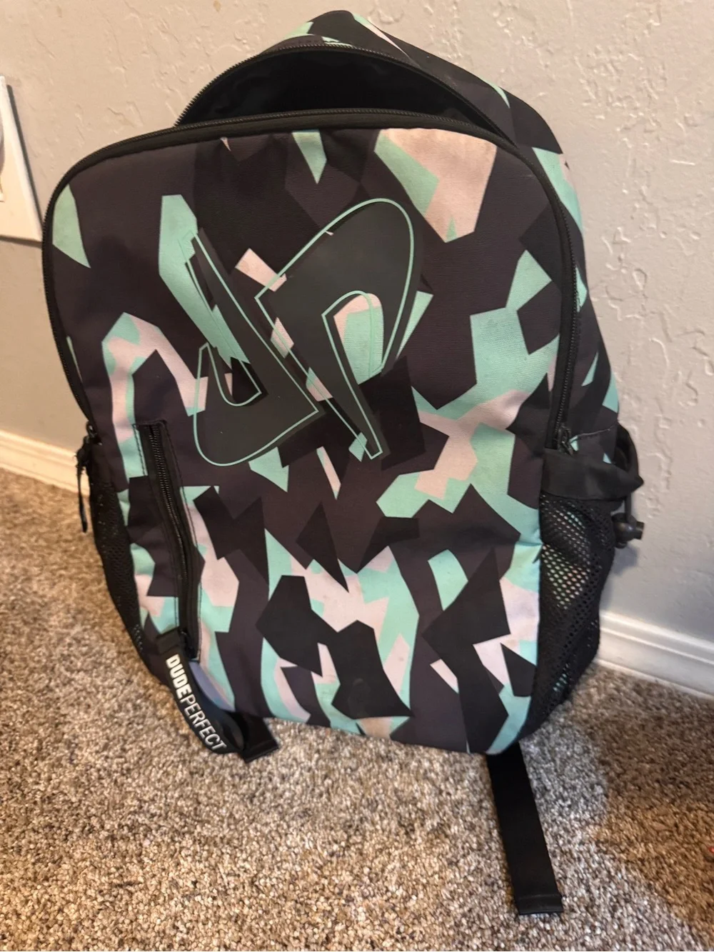Camouflage Print Backpack - Black & Mint